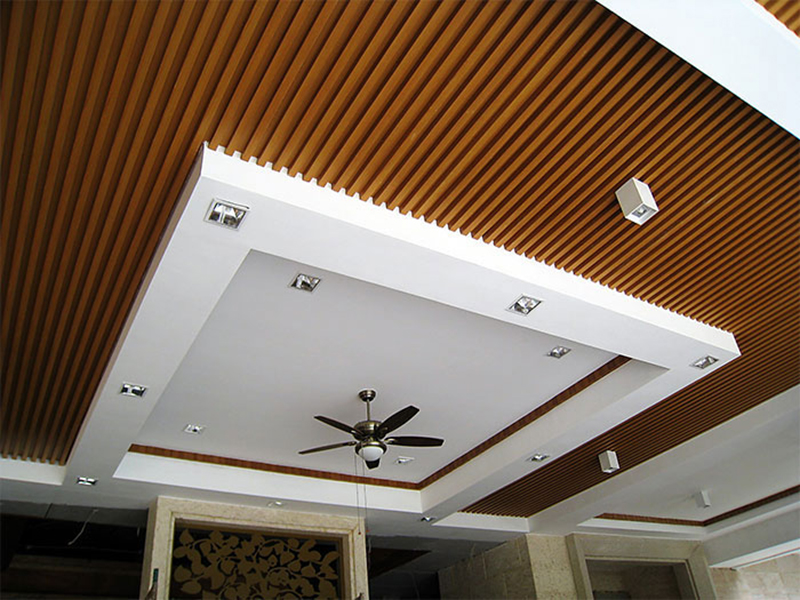 Trần Thạch Cao Giật Cấp Trung Tâm – Trần Nhựa Viền Xung Quanh 1