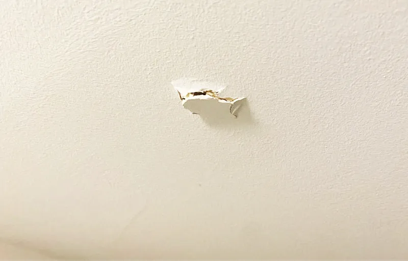 Cách Vá Trần Thạch Cao Bị Thủng Lỗ Nhỏ Nhanh Gọn