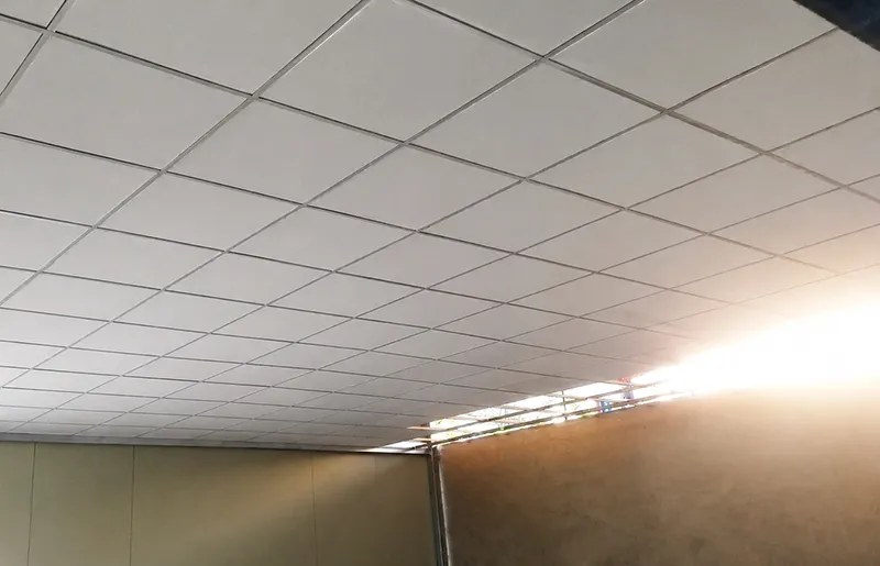 Giá Trần Thạch Cao Thả Chịu Nước Nhà Vệ Sinh Tại Hà Nội